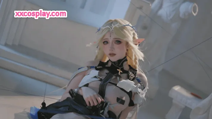 kaOri - Seductive Fantasy Harness Cosplay